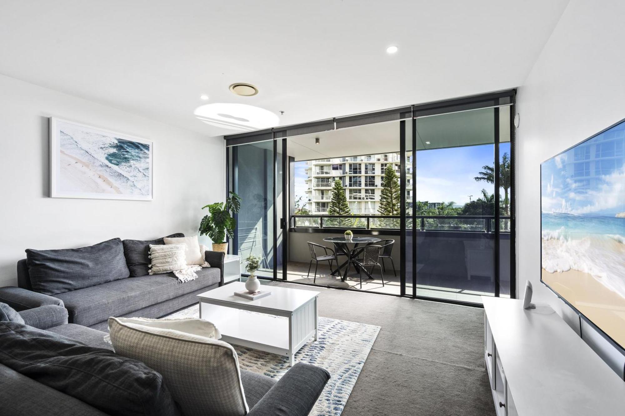 Circle On Cavill Surfers Paradise Mid Week Madness Deal - Q Stay Gold Coast Exterior photo